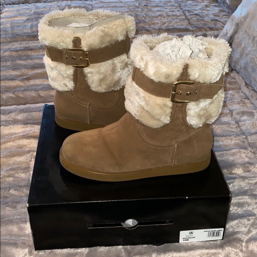 Guess Medium Brown fur boots